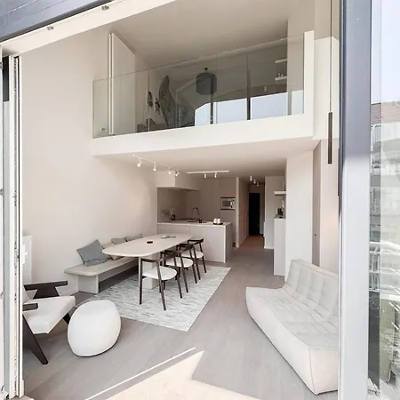 Spacious Duplex In Centre * Knokke-Heist