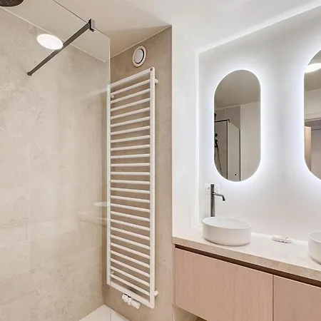 Spacious Duplex In Centre Apartamento